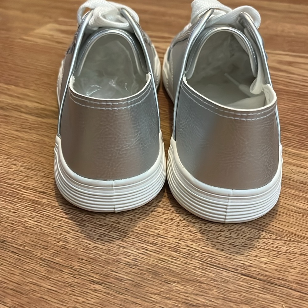 Rocket Dogs in Box Silver Women's Sneakers size 8 - Picture 10 of 10